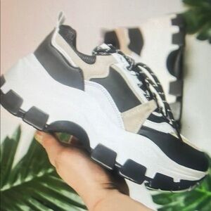Stylish Black and White Chunky Sneakers